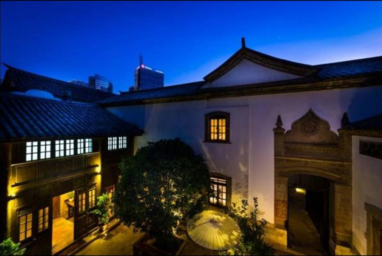 Silver Chest Boutique Hotel Kunming Kültér fotó